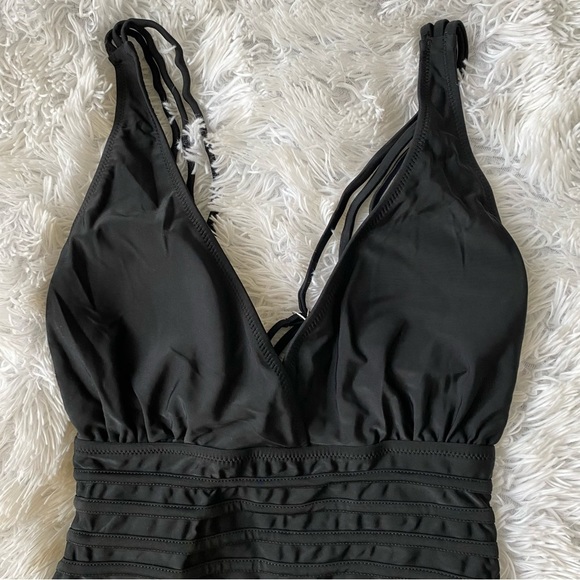 Summermae NWT one piece swimsuit V neck tummy control cross strappy back - Picture 6 of 16